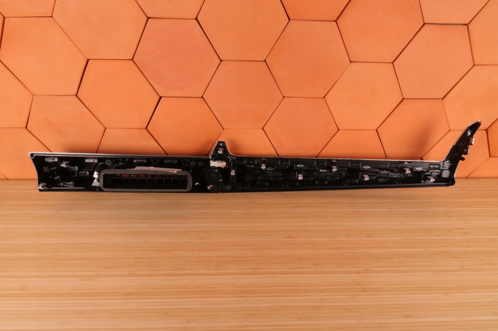 фото №9, Bmw u06 x1 u11 x2 u10 накладки dekor панели консоли hexagon anglik 9638718