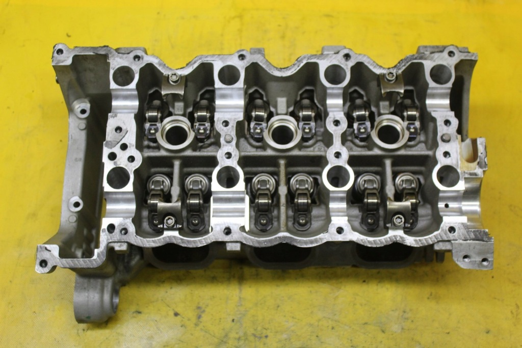 Головка права r2760162400 mercedes gls gle 3.0 3.5bt 276.821 a2760161200 v6 Зі Шроту