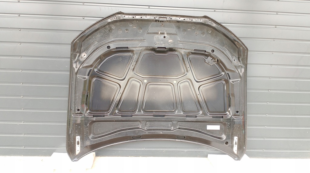 Купить Audi a4 b8 рестайлинг  капот крышка двигателя черная ly9t