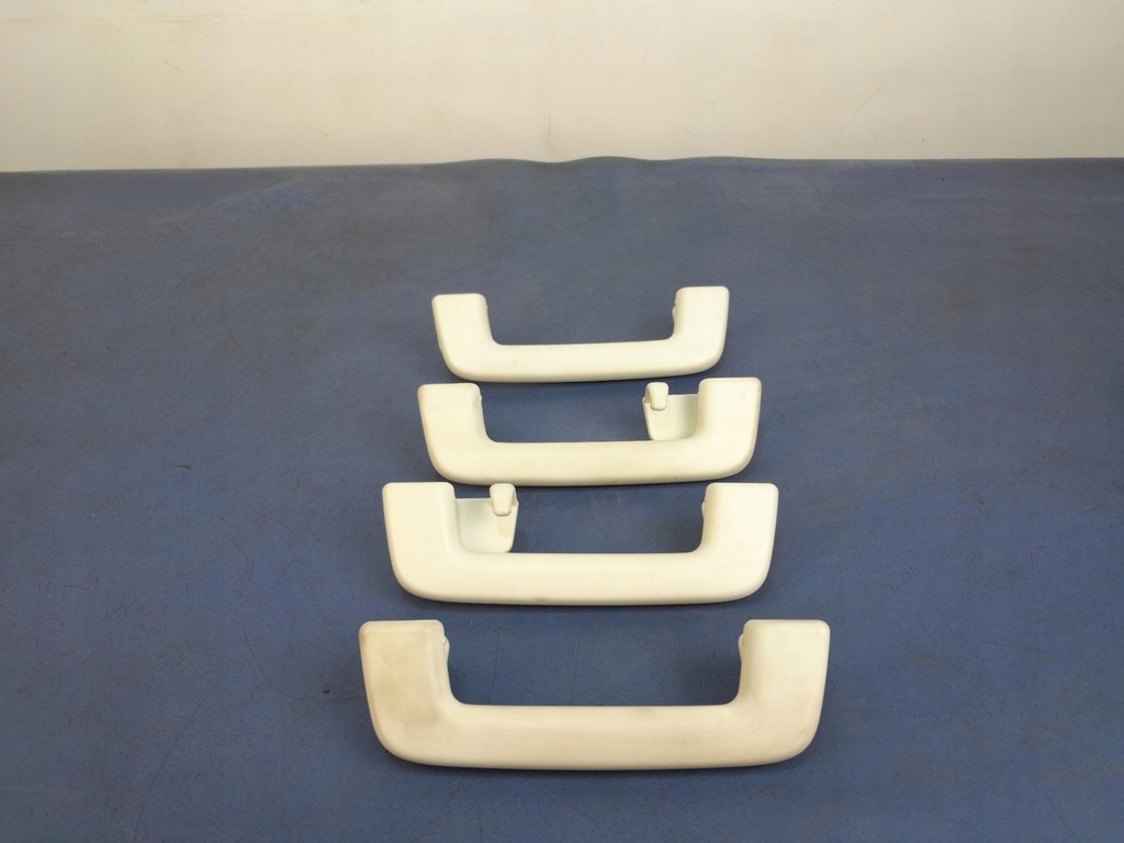 фото №1, Ford mondeo mk5 ручки крепления потолочный