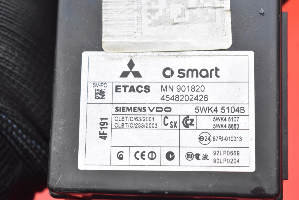 Блок управления модуль комфорта mn901820 smart forfour 1 1 1.1 55 km 04-06 с Разборки