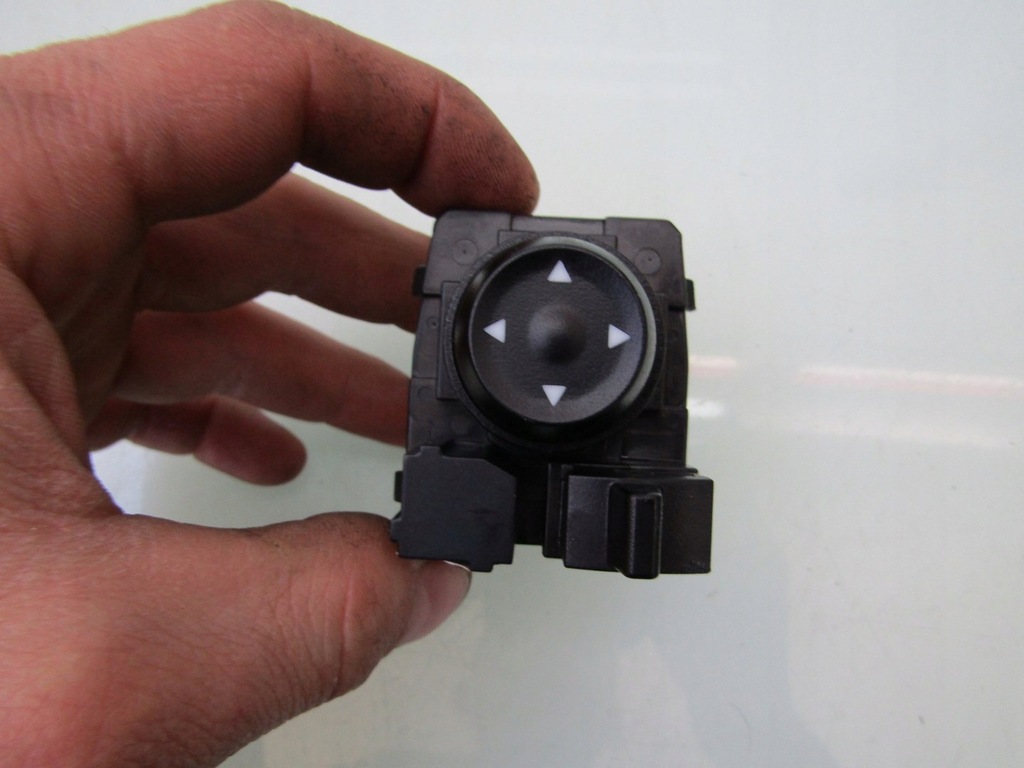 фото №1, I10 iii 22r перемикач керування дзеркал