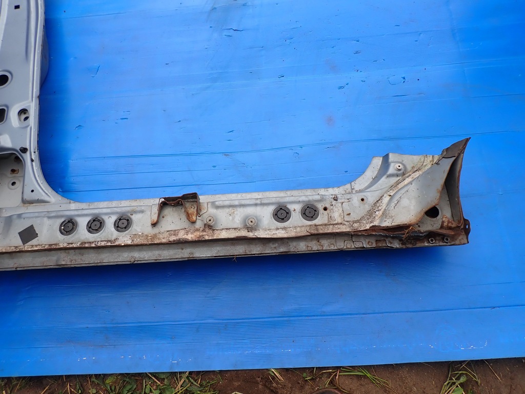 фото №12, Suzuki liana 02-07 порог левый