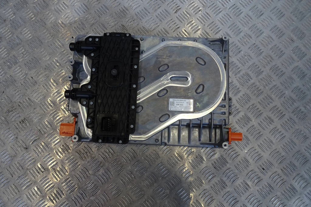 фото №1, Vw id.3 - зарядний пристрій напруги 1ea915684ad