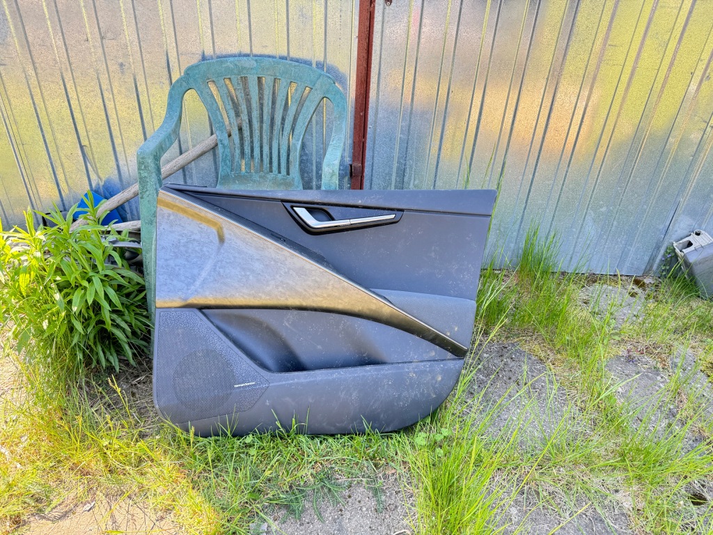 фото №1, Оббивка передня права обшивка kia niro ii