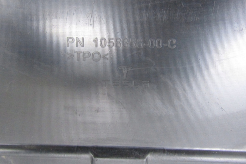 фото №11, Диффузор накладка бампера задняя tesla x 1058356-00-c