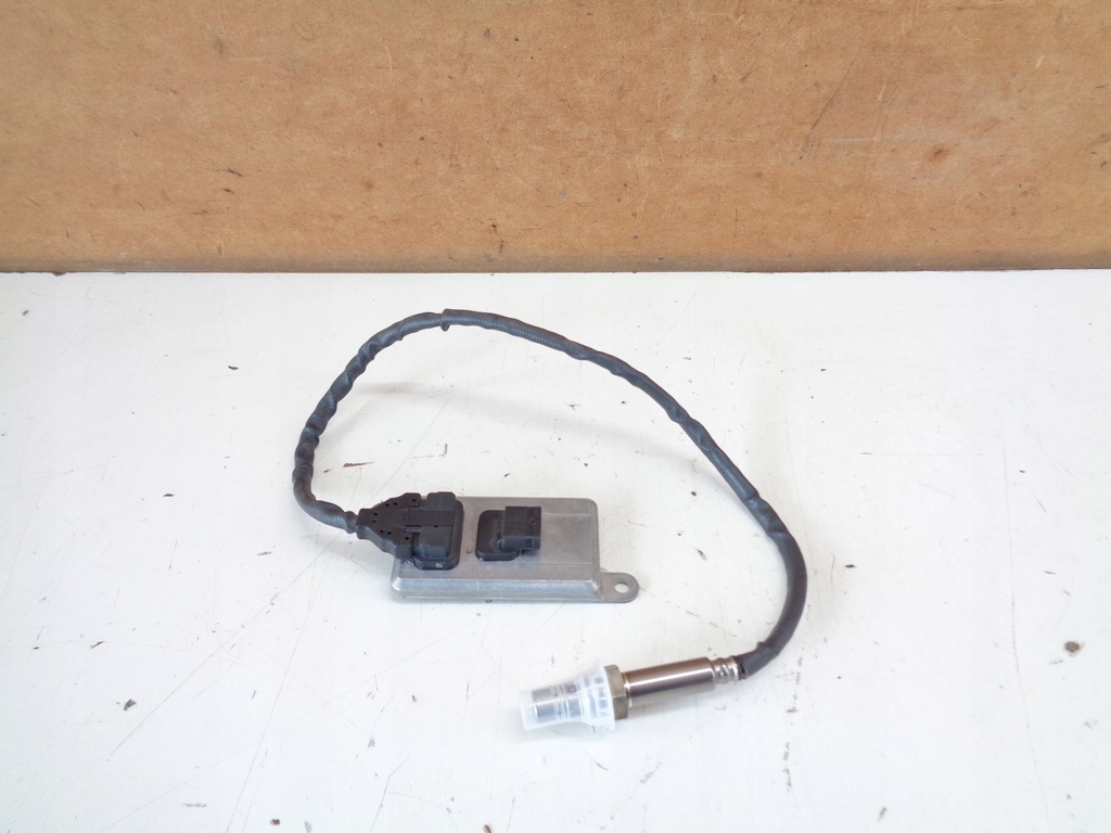 фото №1, Mercedes actros mp4 atego датчик лямбда-зонд датчик датчик nox