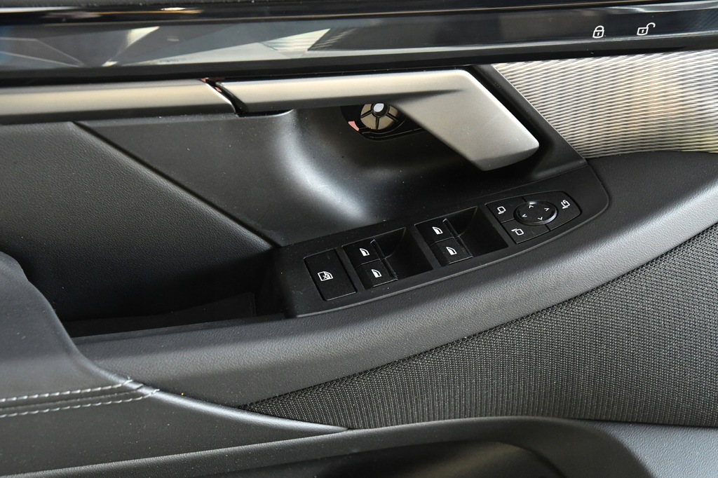 фото №6, Обивка дверь левый перед обшивка дверь bmw 5 g60 g61 bowers wilkins