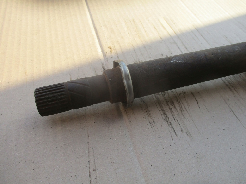 Приводной вал правый  8200590370 renault twigno 2 1.2tce с Разборки