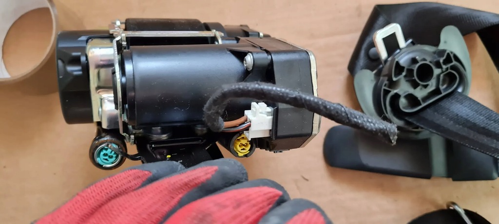 фото №13, S5 8w lift a5 pas безопасности правый перед 8w0857706p a4 b9 8w s4