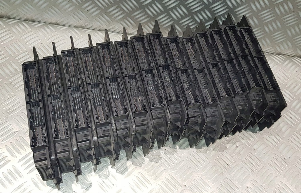 фото №11, Bmw 1 e82 e88 lci lift модуль блок управления света frm iii frm3 basis 9269815