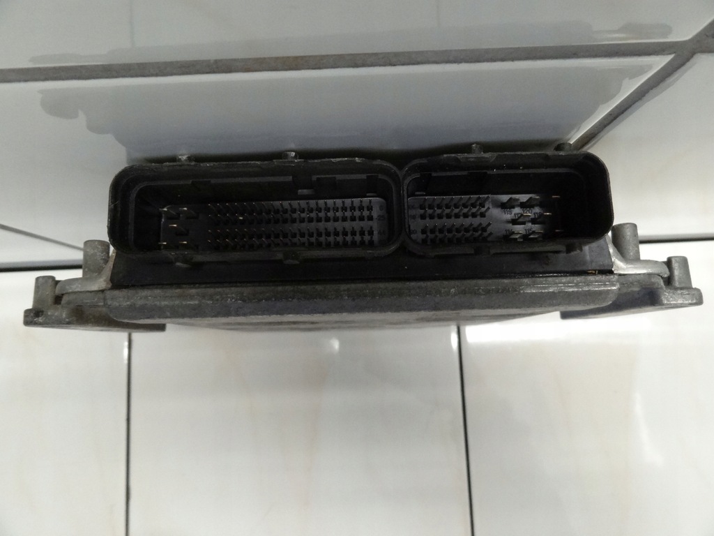 фото №6, Chrysler voyager iv 2.8 crdi блок управления модуль двигателя 0281011281 p04727770ac