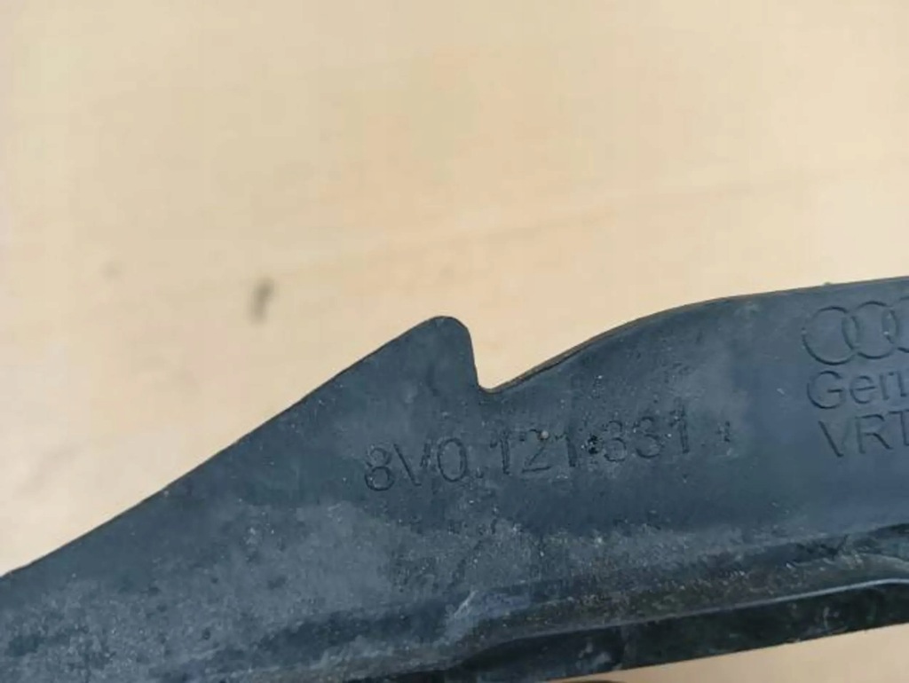 фото №6, Молдинг захист радіатора ліва audi a3 8v 8v0121331