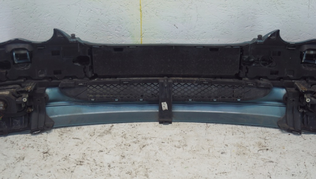 Бампер перед mercedes c w203 седан універсал ксенон Оригінал