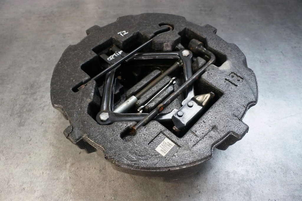 фото №1, Подъемник домкрат вкладыш колеса запасного kia optima ii