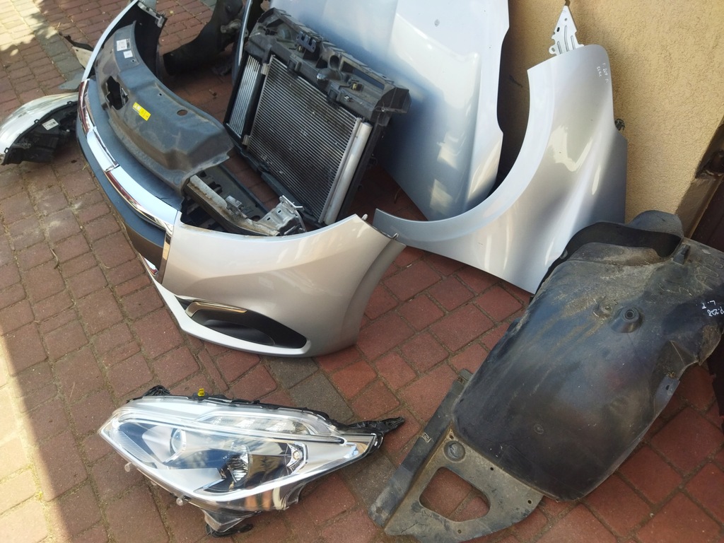 фото №10, Бампер передний kompletny ezrc серебристый peugeot 208 i lift перед