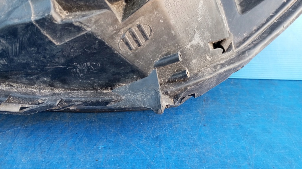 фото №5, Лампа правый перед europa 260106961r renault clio iv 4