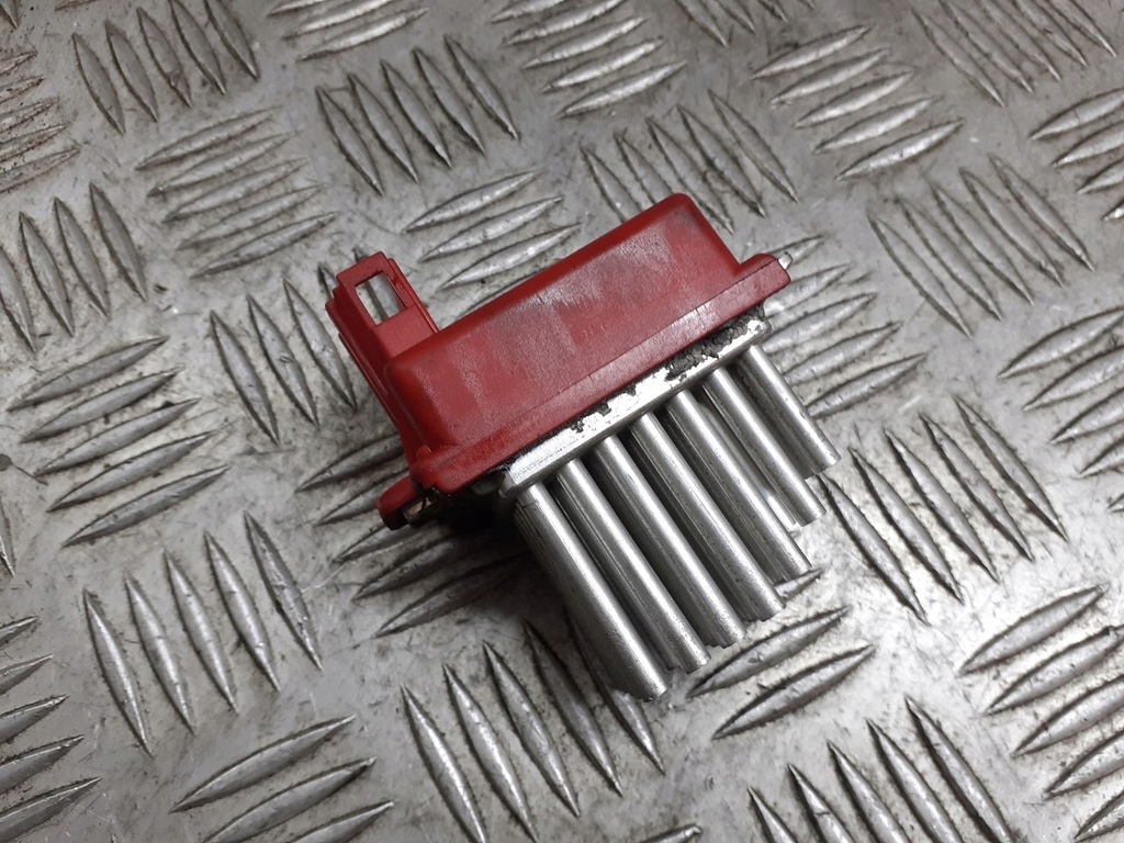 фото №1, Резистор резистор вентилятор octavia 1j0907521