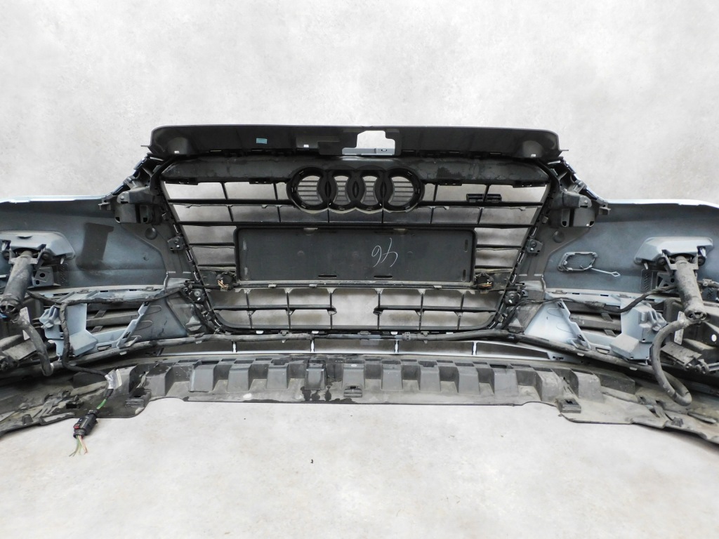 Audi a3 8v5 sedan бампер перед передній kompletny Ціна
