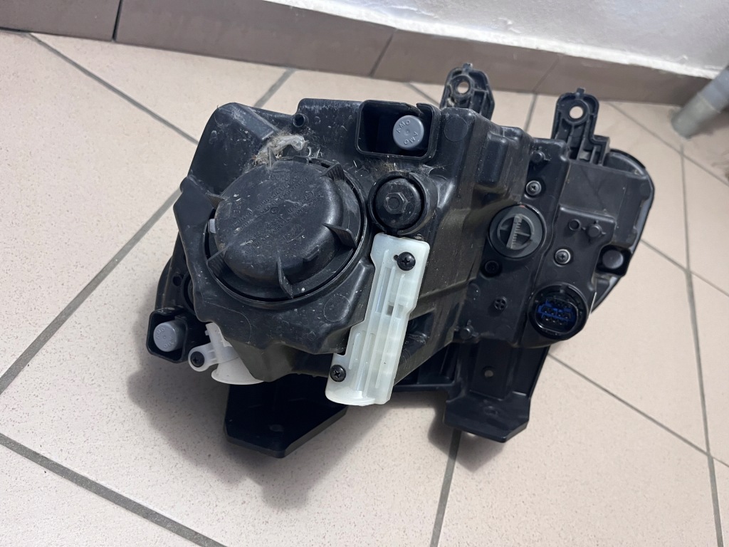 фото №14, Лампа передня перед права hyundai kona lift 92102j9500