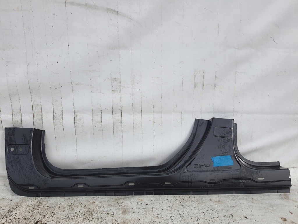 фото №1, Volvo v40 ii порог левый обшивка порог