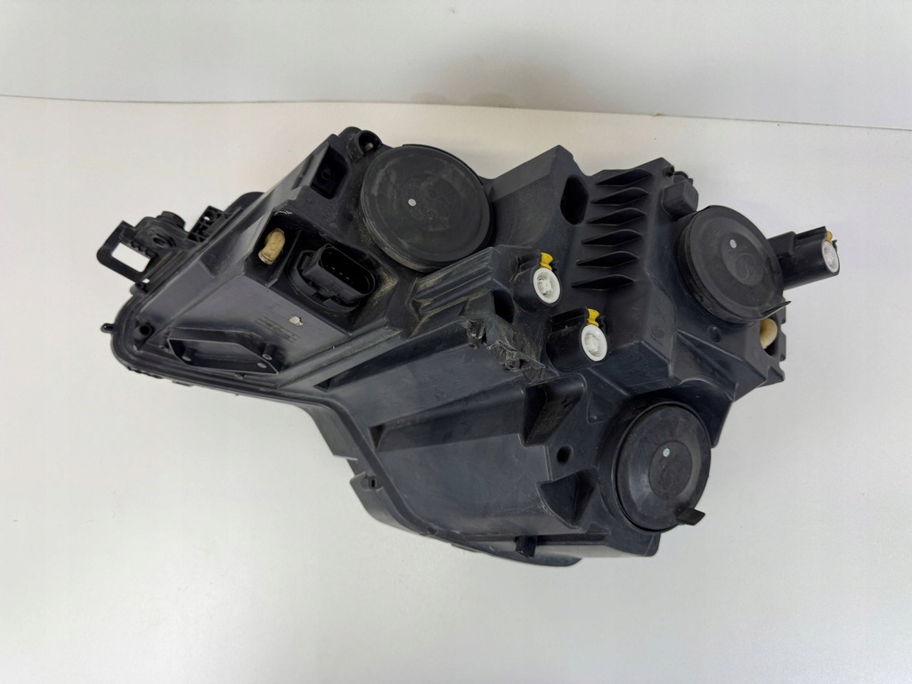 фото №14, Skoda karoq 57b 17- лампа фара правая перед 57b941016a