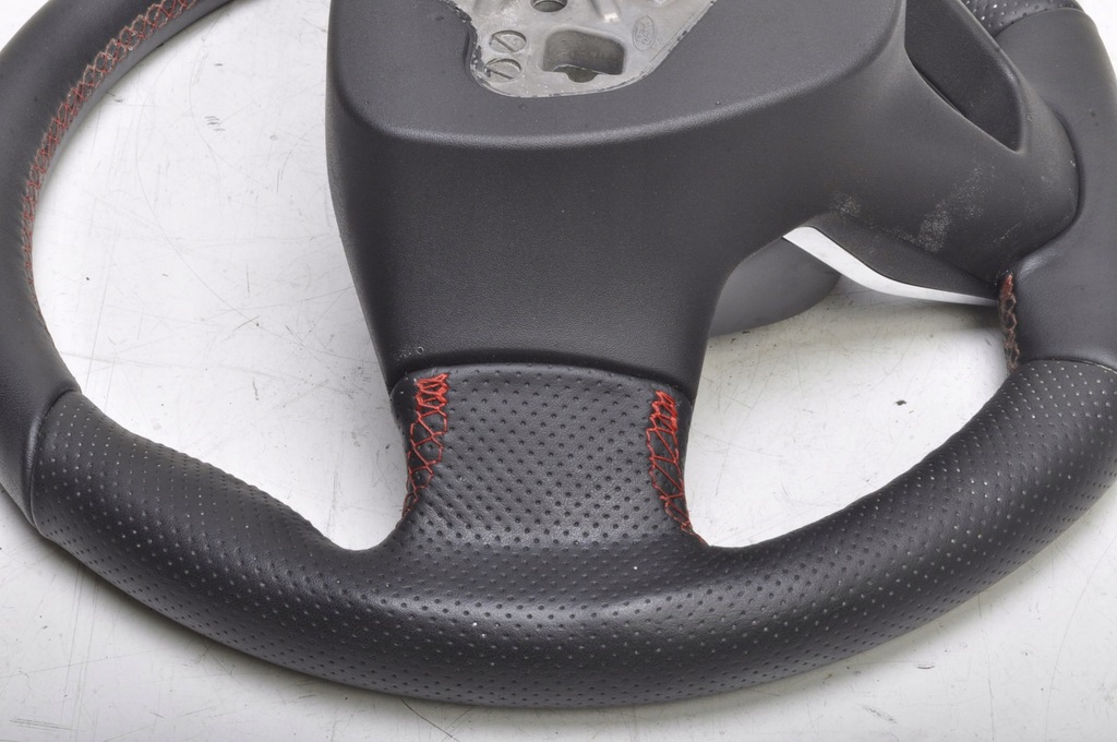 фото №14, Ford focus mk4 повітропровід шкіряний багатофункціональний