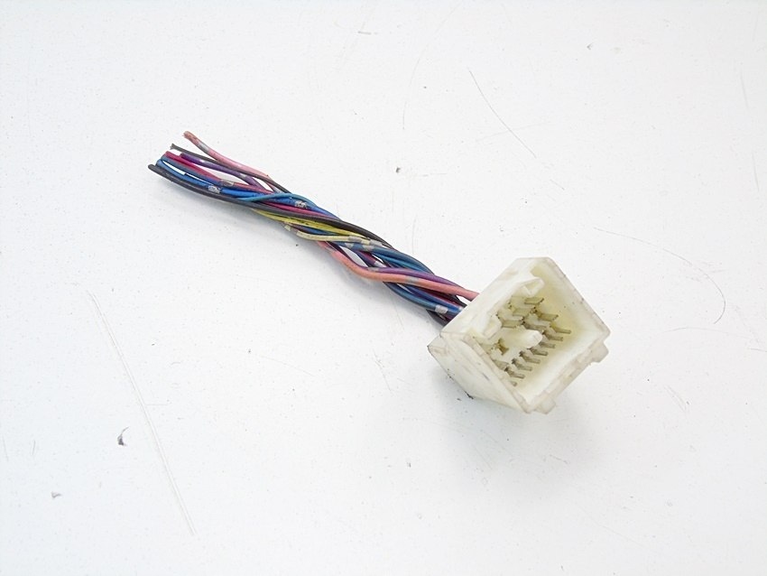 фото №1, Штекер колодка toyota avensis t25 coroll yaris verso rav 4 celica