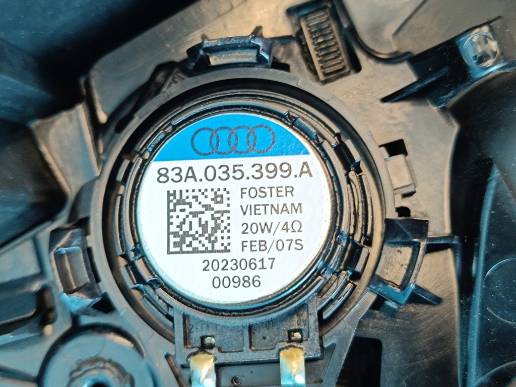 фото №10, Audi q3 f3 sportback 1.4tfsi e 110kw 2024r обшивка дверь правый задняя 83a867488