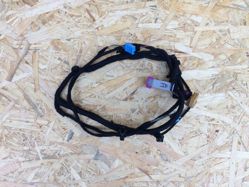 фото №1, Жгут обивка левый перед passat b7 3ab971557b