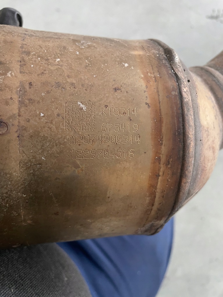 фото №7, Катализатор правый левый mercedes w207 4,7 v8 комплект 28000 km