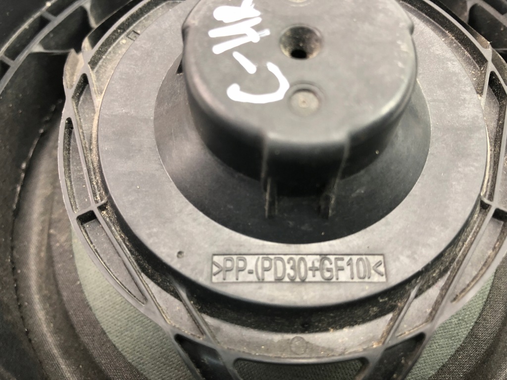 фото №6, Toyota c-hr динамик дверь ułamany кронштейн