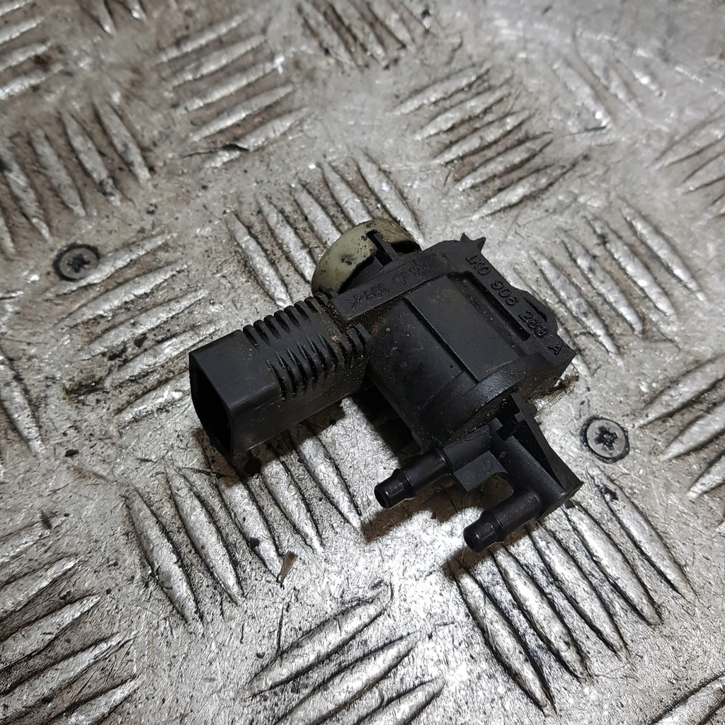 фото №1, Клапан вакууму audi a3 8p 1k0906283a