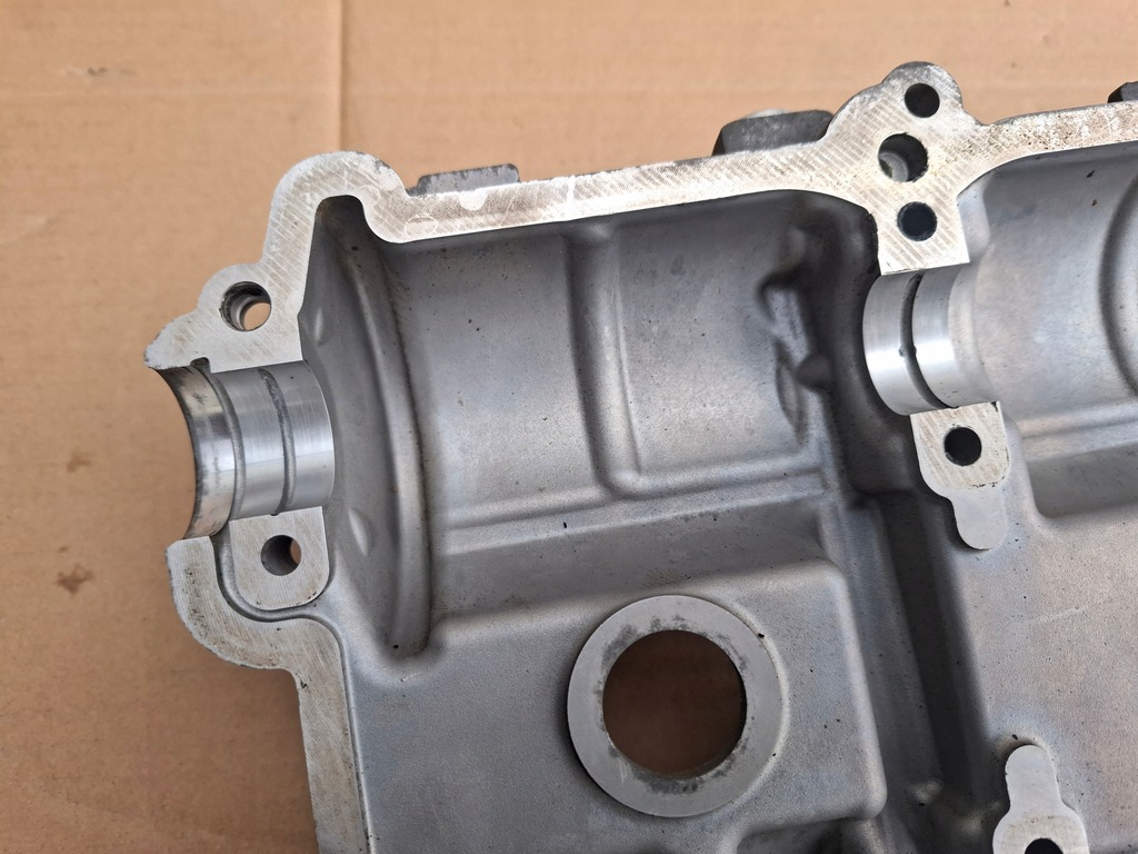 фото №7, Крышка клапанов porsche 911 996 04r 1046377r