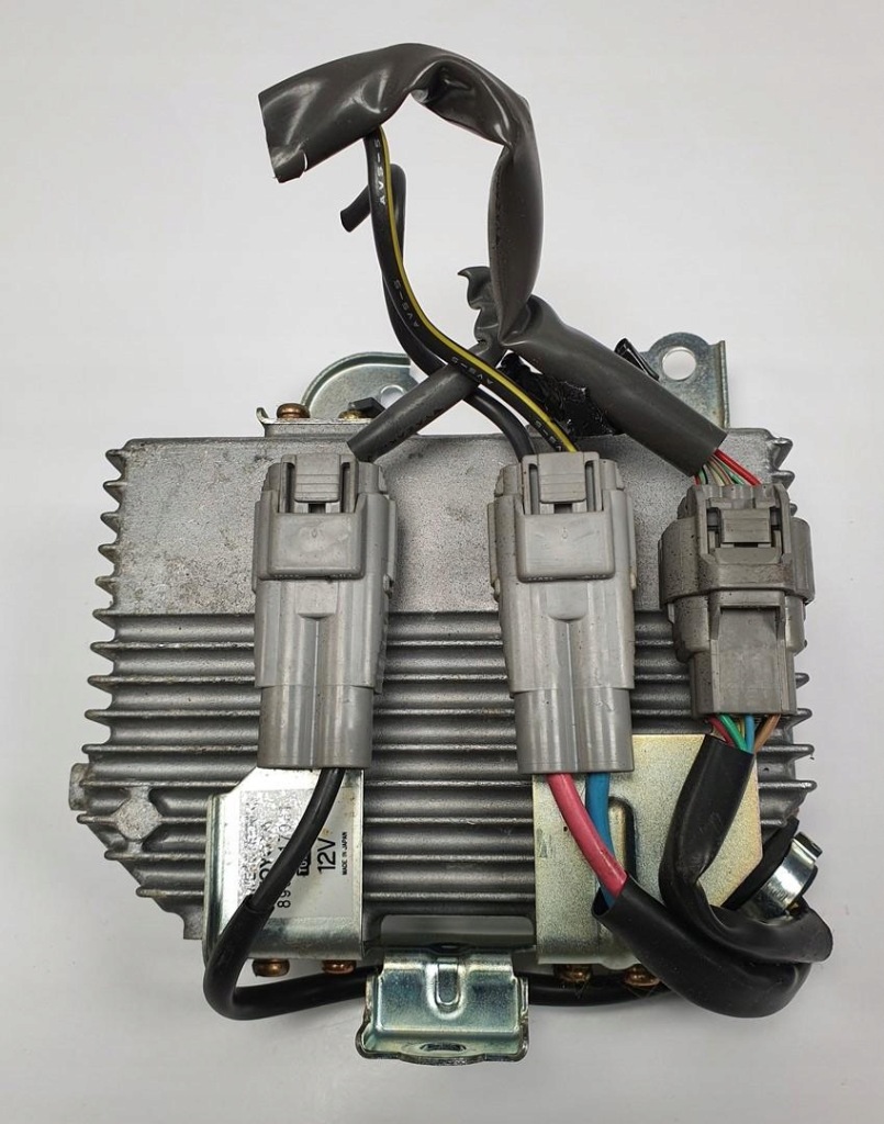 фото №1, Модуль усилителя toyota mr2 ii sw20 89652-17021