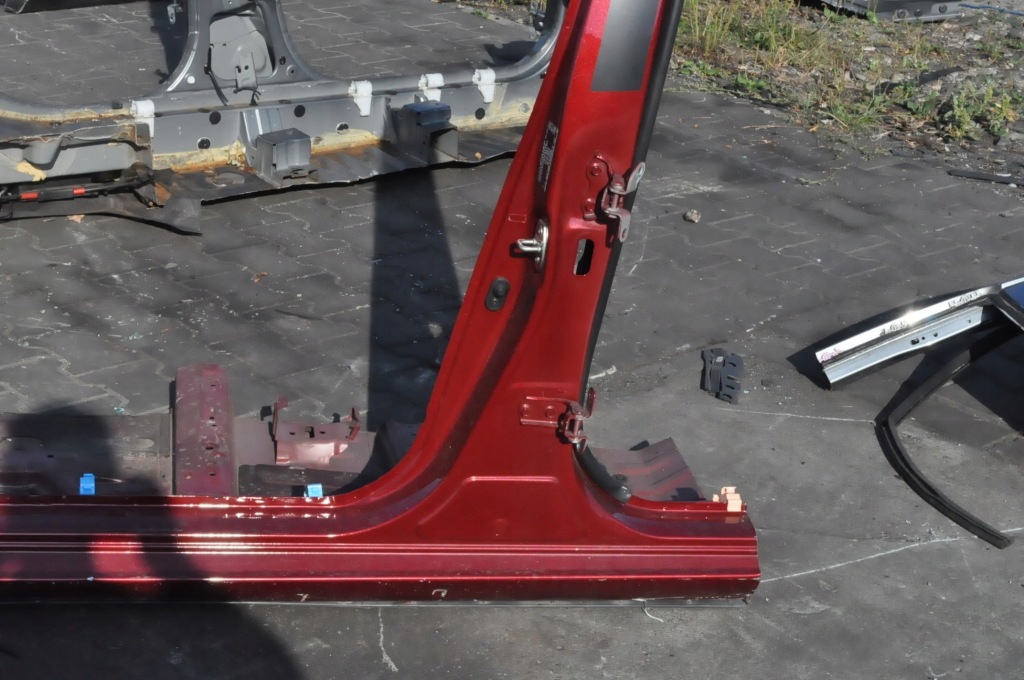 фото №2, Toyota yaris iii четверть лонжерон левая перед порог левый