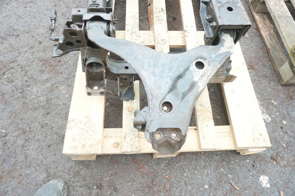 фото №10, Mitsubishi pajero iii 2004r балка подвеска подрамник mr992130 4000a209