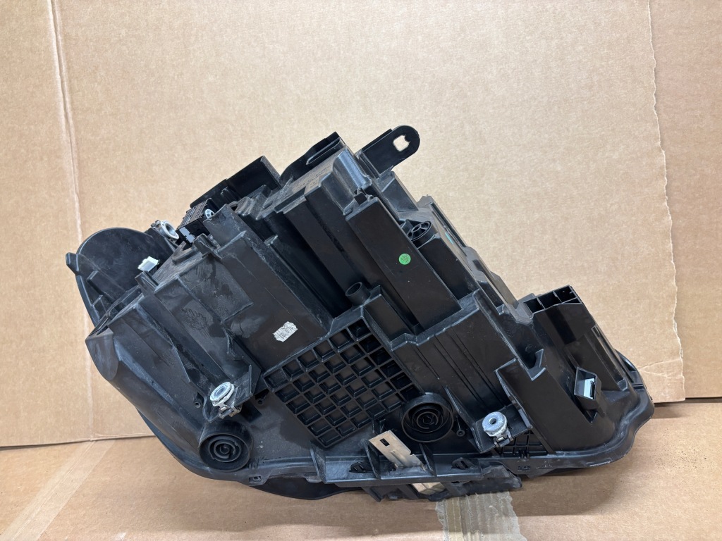 Bmw x1 f48 рестайлинг  фара перед передняя левая европа full led 7472255 оригинал Киев