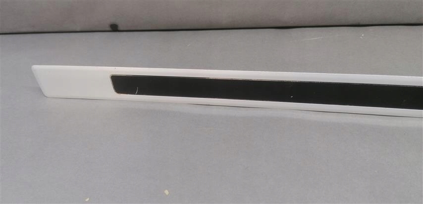 фото №4, Молдинг накладка порог правая vw up 3 дверь