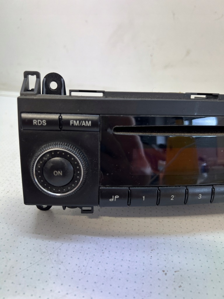 фото №3, Mercedes a klasa w169 радіо cd заводський a1698200286