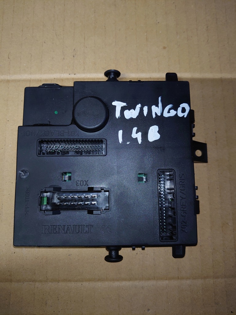 фото №10, Бортовой компьютер набор стартовый twingo ii lift 1.2 16v eu