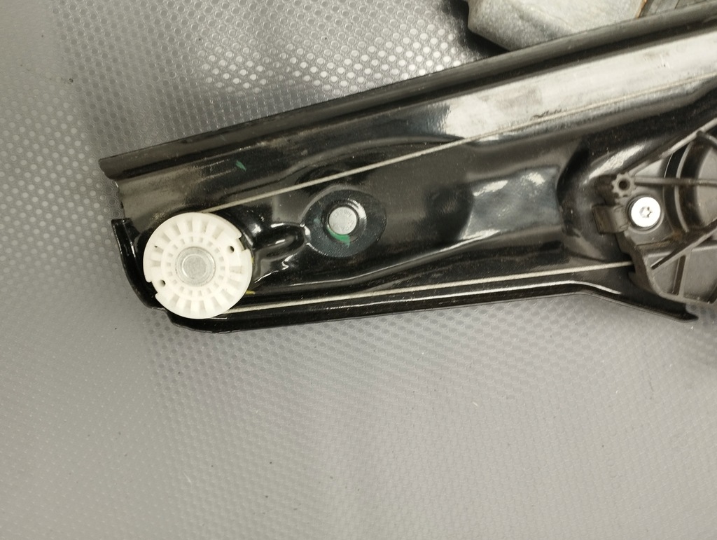 фото №8, Bmw f25 підйомник скло двері задня правий 7258536