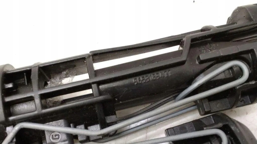 Купить Подголовник citroën c6 td_ 9653189477 2.18l дизель 125kw 2009