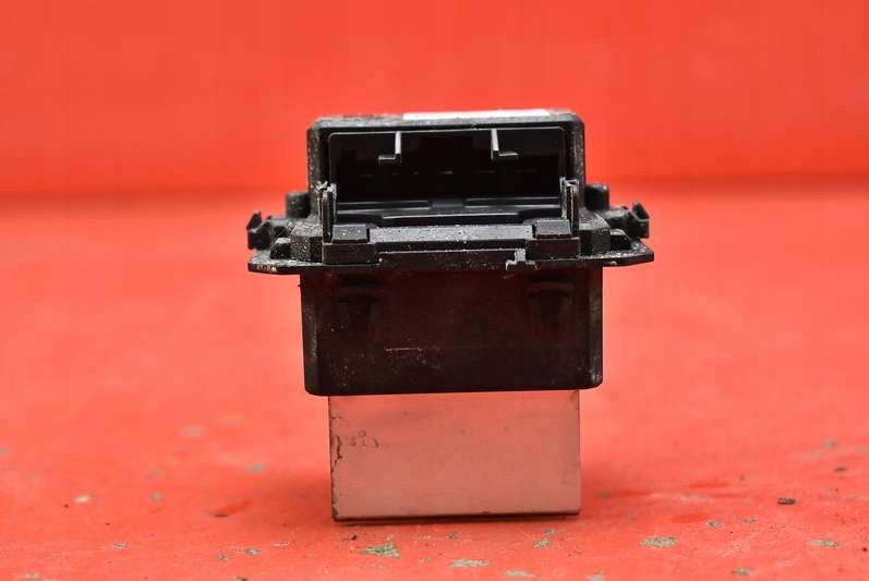 фото №5, Резистор обдув резистор резистор t1000036k peugeot 207 lift 09-13