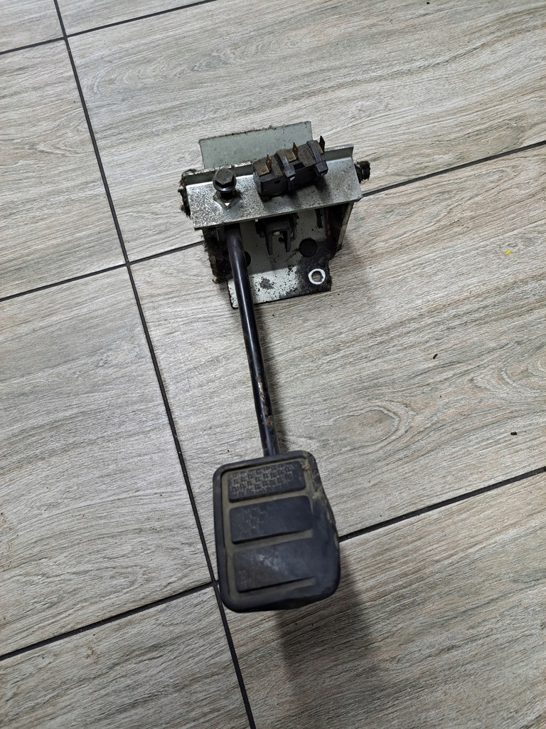 фото №1, Педаль гальма volvo fl 6 00-06