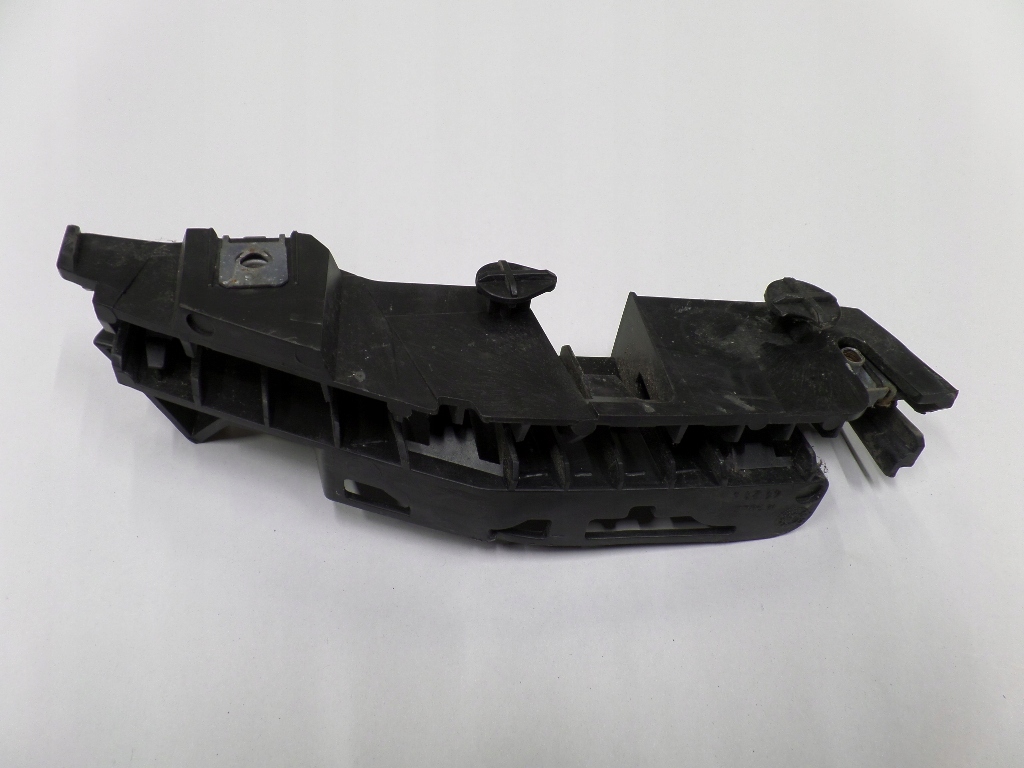 фото №1, Peugeot 308 cc t7 направляющая бампера правый перед