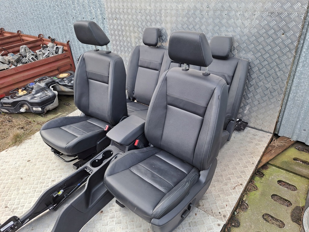 фото №3, Ford ranger 2019 r wildtrak сидіння заднє сидіння ремені задня оббивка