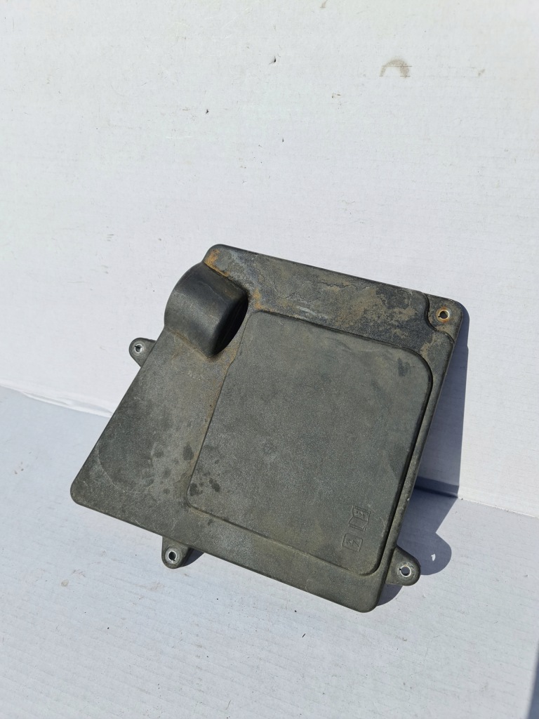 фото №1, Master iii крышка защита баллончик предохранителей 243128538r