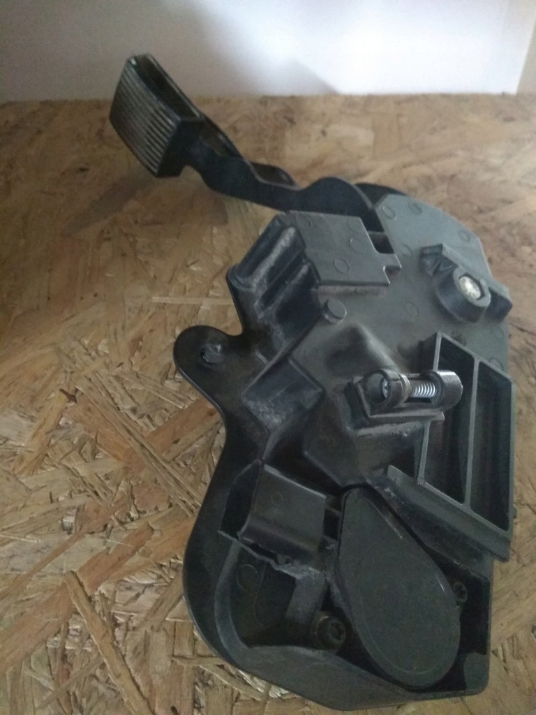 фото №1, Педаль газу renault midlum dxi