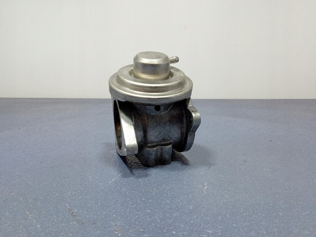 фото №4, Audi a3 8p 2.0 tdi клапан egr 038129637d